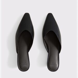 Abercrombie & Fitch black Pointed Toe Kitten Heel Mule Sandals size 8